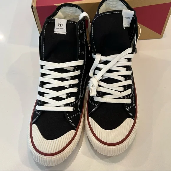 New Mickey Mouse Sneakers M 9.5 / 43 EUR / W 12 Canvas Disney MOA CONCEPT Hi-Top